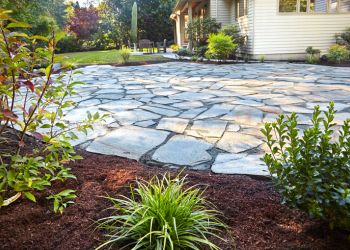 The Beauty of Natural Flagstone: Elevate Your Landscape
