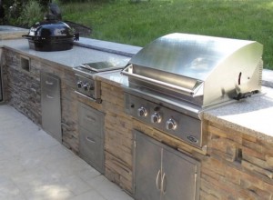 Primo grill and outdoor kitchen.