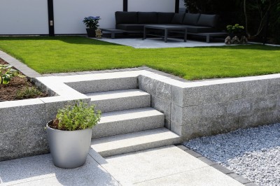 Perfectly landscaped backyard lawn and steps